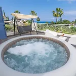 Seaview Selenia Pool & Jacuzzi In * Нео-Хорио