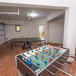 Вилла Seaview Selenia Pool & Jacuzzi In