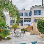 וילה Seaview Selenia Pool & Jacuzzi In *