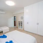 Villa Seaview Selenia Pool & Jacuzzi In