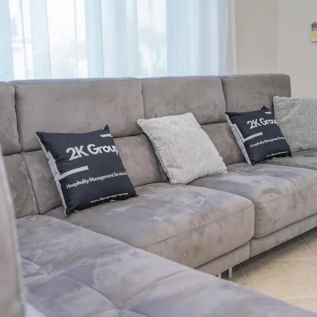 Seaview Selenia Pool & Jacuzzi In Βίλα