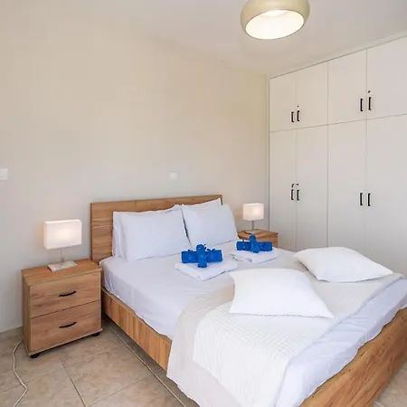 Selenia With Private Pool & Jacuzzi In Latsi Paphos Villa *