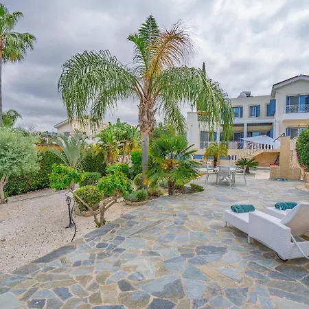 Seaview Selenia Pool & Jacuzzi In Вилла Нео-Хорио