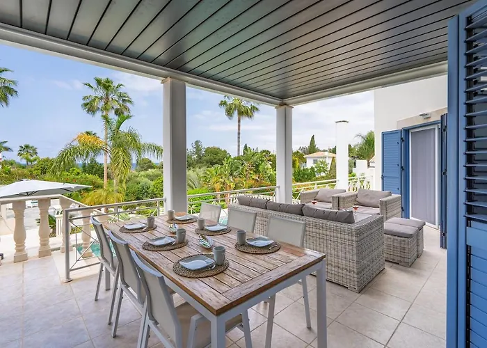 Seaview Selenia Pool & Jacuzzi In ヴィラ ネオ・チョリオ