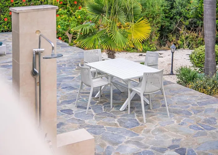 Seaview Selenia Pool & Jacuzzi In Vilă *