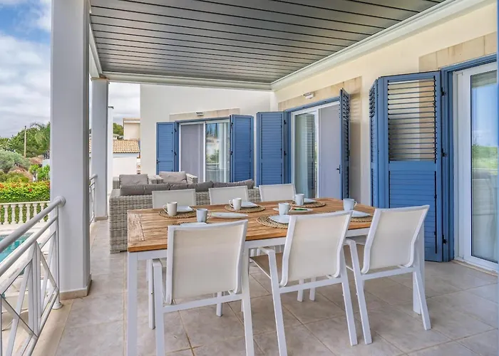 Seaview Selenia Pool & Jacuzzi In ヴィラ *