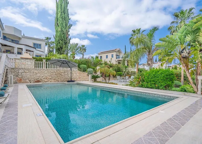 Seaview Selenia Pool & Jacuzzi In Vilă *