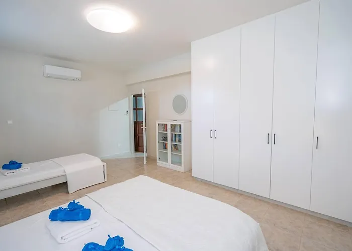 Vilă Seaview Selenia Pool & Jacuzzi In